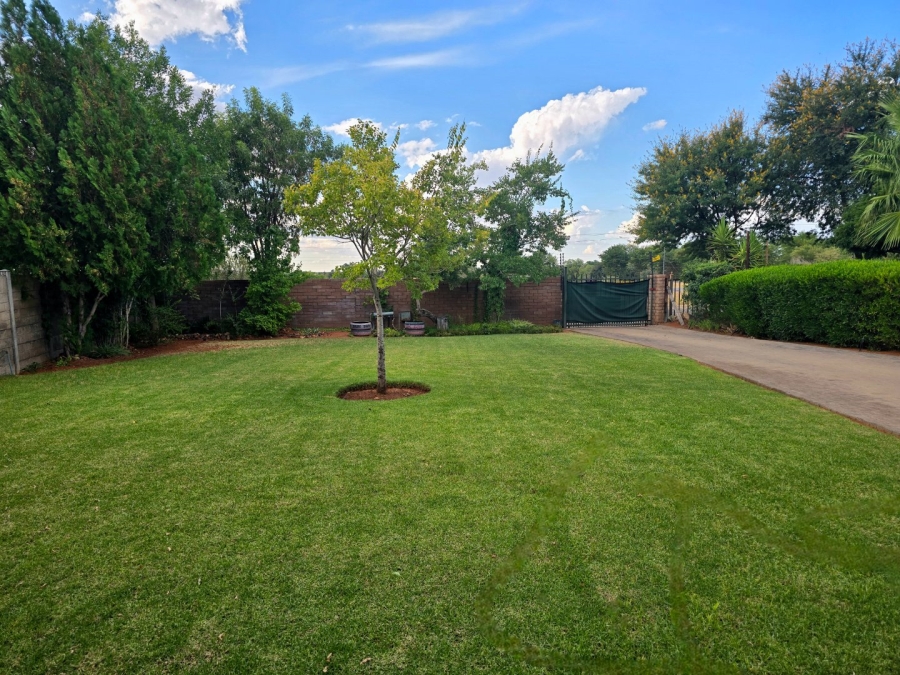 2 Bedroom Property for Sale in Keidebees Northern Cape